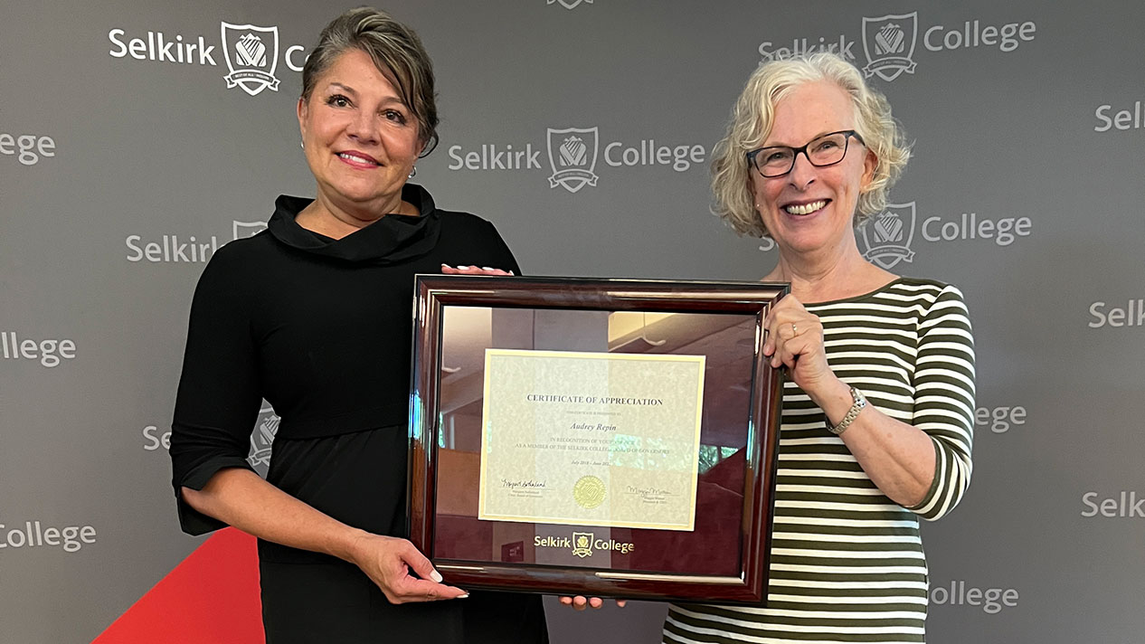 Outgoing board of governors member Audrey Repin