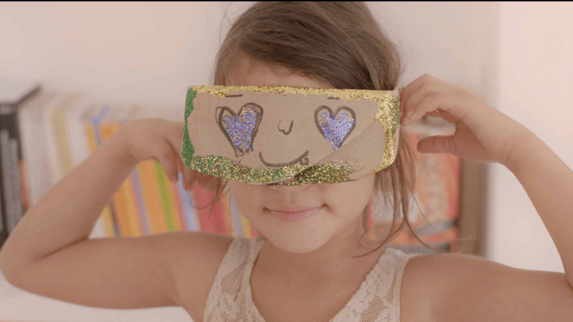AZIZA (2019) 