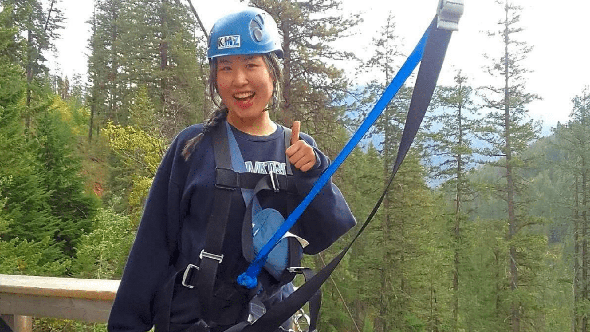 smiling_student_ziplining