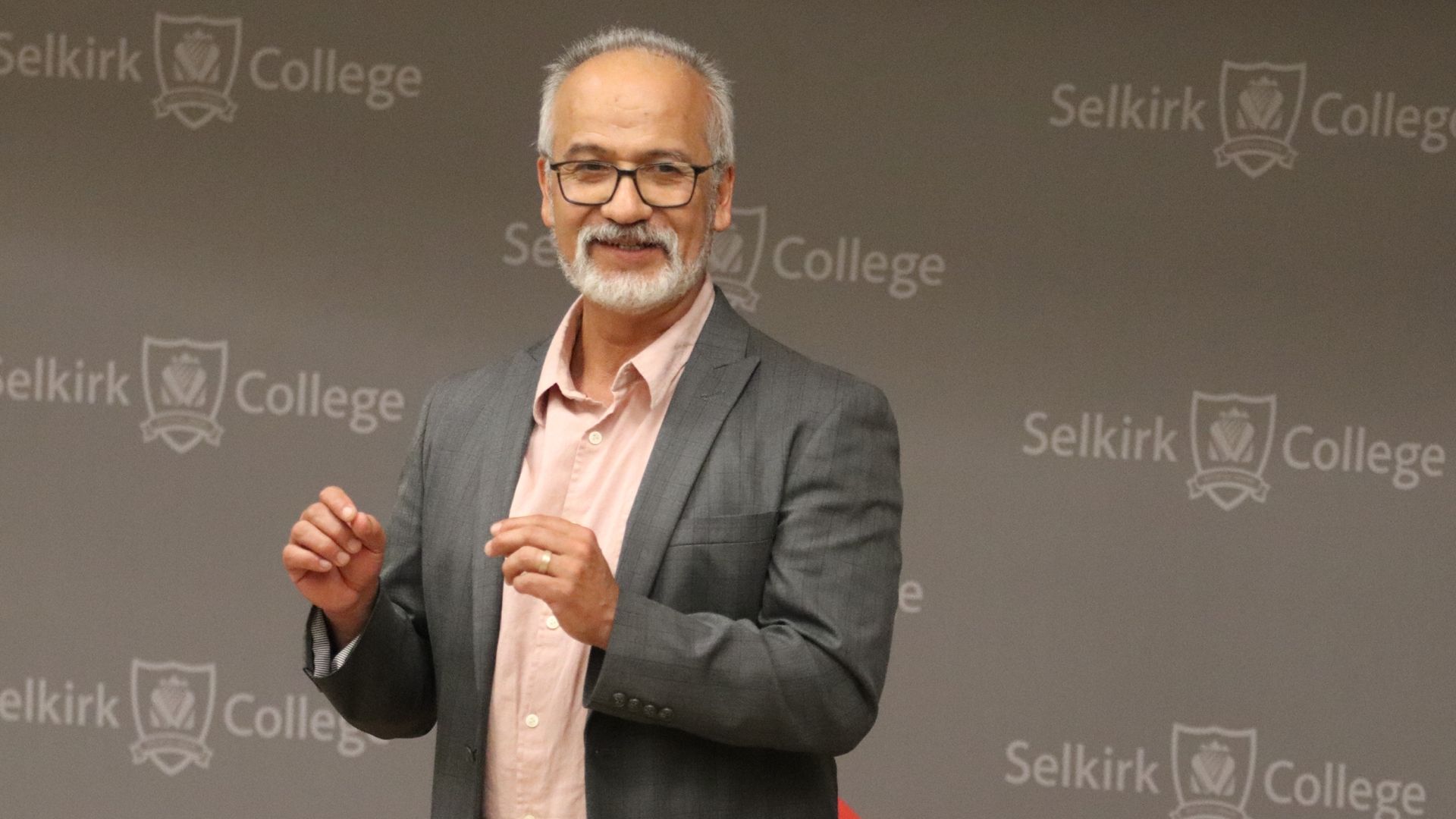 SCOPE Award 2023 recipient Victor Villa