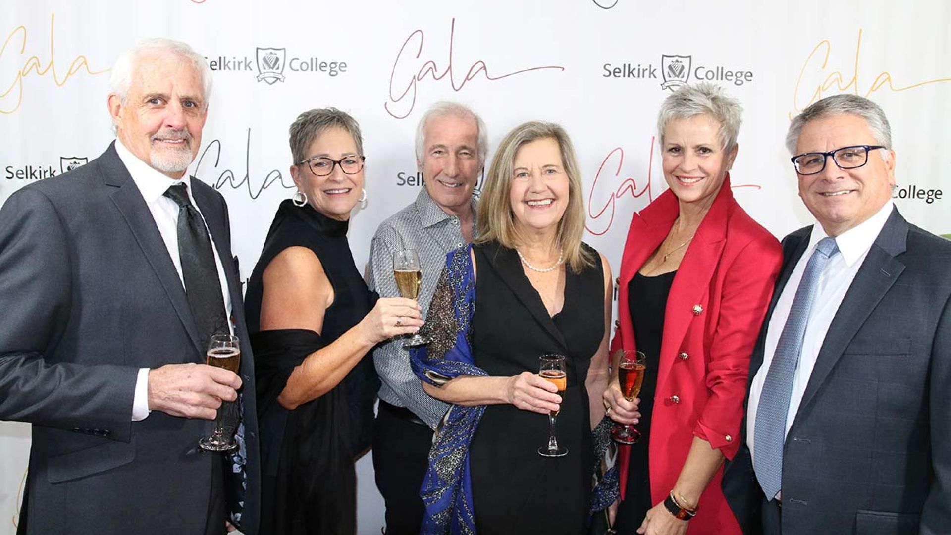 Red carpet photo with foundation chair and his group