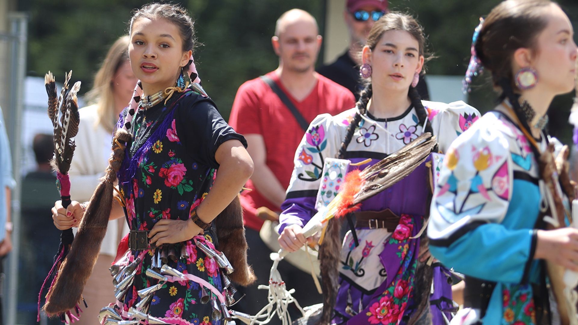 Beautiful dancing by young Indigenous performers at the opening