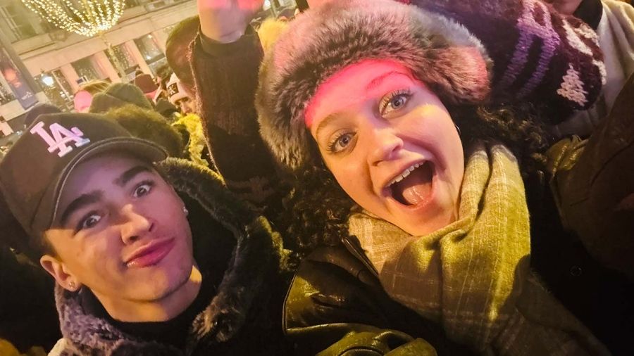 Business Program student Scarlet Eureby in Paris