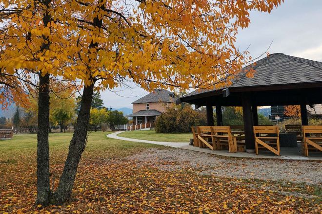 The Mir Centre for Peace and the Indigenous Arbour in autumn